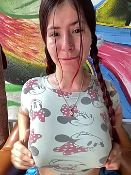 Hotnightsexxx online show from June 17, 6:40 pm