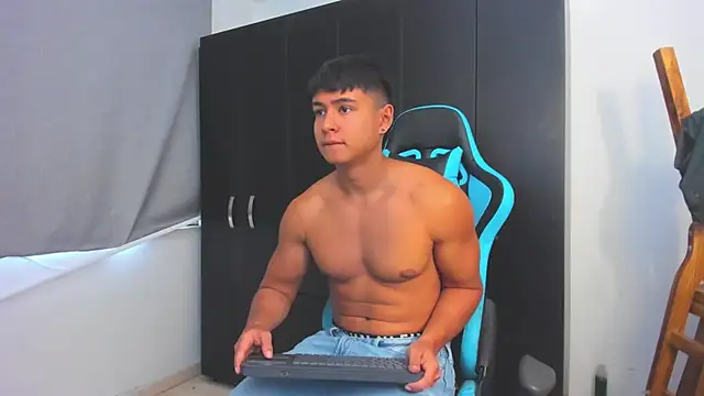 Bray Kevin online show from December 18, 7:40 pm