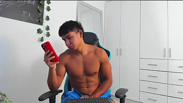 Snapshot of Bray_Kevin chatting on September 11, 3:34 pm Bray Kevin online show from September 11, 3:34 pm