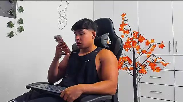 Bray Kevin online show from February 12, 4:56 am