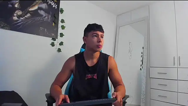 Snapshot of Bray_Kevin chatting on February 28, 1:47 pm Bray Kevin online show from February 28, 1:47 pm