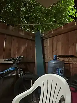 Snapshot of MrDickUdown24_7 chatting on February 21, 6:29 am MrDickUdown24 7 online show from February 21, 6:29 am