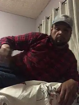 Snapshot of MrDickUdown24_7 chatting on February 26, 5:24 am MrDickUdown24 7 online show from February 26, 5:24 am