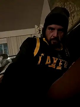 Snapshot of MrDickUdown24_7 chatting on January 9, 11:17 am MrDickUdown24 7 online show from January 9, 11:17 am