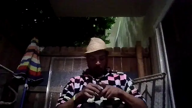 Snapshot of MrDickUdown24_7 chatting on February 6, 1:29 pm MrDickUdown24 7 online show from February 6, 1:29 pm