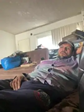 Snapshot of MrDickUdown24_7 chatting on January 12, 4:58 pm MrDickUdown24 7 online show from January 12, 4:58 pm