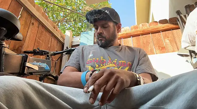 Snapshot of MrDickUdown24_7 chatting on January 29, 5:13 pm MrDickUdown24 7 online show from January 29, 5:13 pm