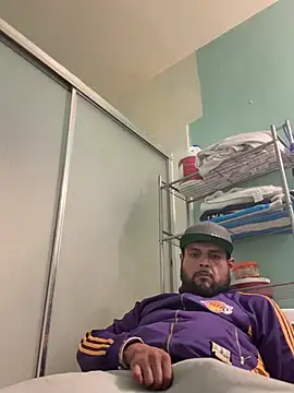 Snapshot of MrDickUdown24_7 chatting on February 20, 5:23 am MrDickUdown24 7 online show from February 20, 5:23 am