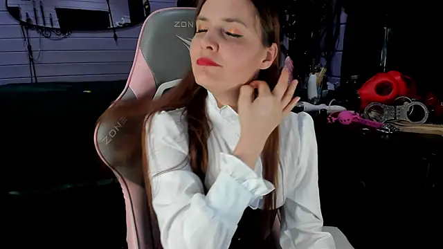 Stroynyash online show from May 31, 7:03 pm