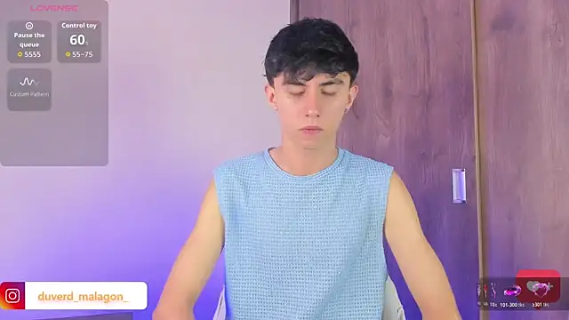 Snapshot of Demian_cute18 chatting on December 2, 5:14 pm Demian cute18 online show from December 2, 5:14 pm