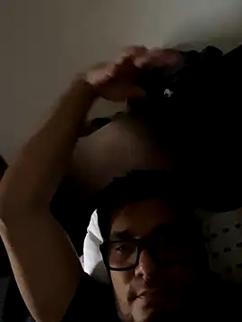 Snapshot of Diegoarb chatting on October 31, 9:43 pm Diegoarb online show from October 31, 9:43 pm