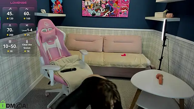 Jaqueline Richardson online show from January 14, 9:57 am