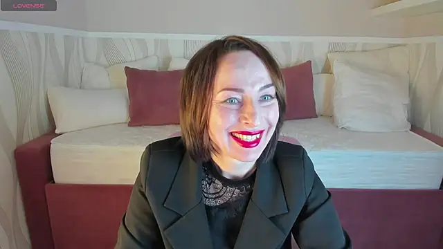 Jaqueline Richardson online show from February 26, 8:28 am