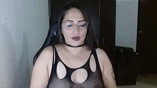 Snapshot of natashasmithe chatting on November 17, 12:58 am natashasmithe online show from November 17, 12:58 am