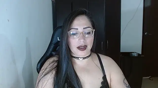 Snapshot of natashasmithe chatting on November 3, 8:56 pm natashasmithe online show from November 3, 8:56 pm