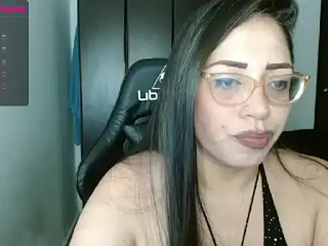 Snapshot of natashasmithe chatting on January 31, 7:07 am natashasmithe online show from January 31, 7:07 am