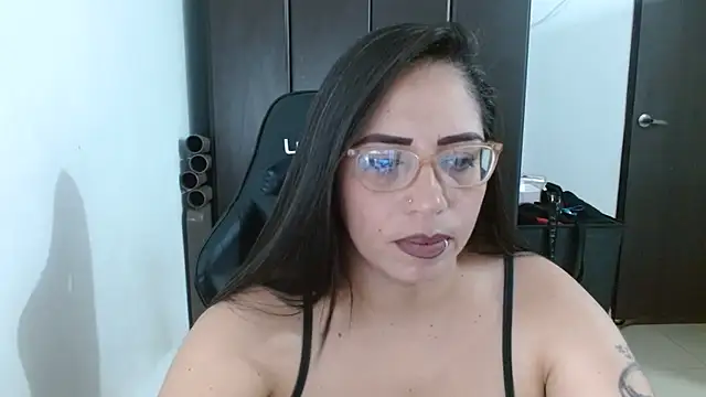 Snapshot of natashasmithe chatting on March 15, 2:46 am natashasmithe online show from March 15, 2:46 am