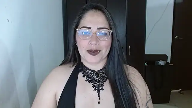 Snapshot of natashasmithe chatting on November 2, 8:36 pm natashasmithe online show from November 2, 8:36 pm