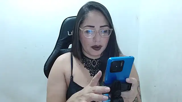 Snapshot of natashasmithe chatting on November 5, 1:20 am natashasmithe online show from November 5, 1:20 am