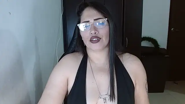 Snapshot of natashasmithe chatting on November 24, 1:16 am natashasmithe online show from November 24, 1:16 am