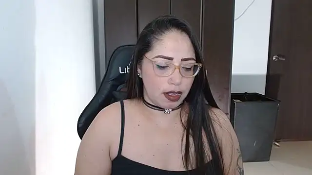 Snapshot of natashasmithe chatting on September 28, 7:54 pm natashasmithe online show from September 28, 7:54 pm