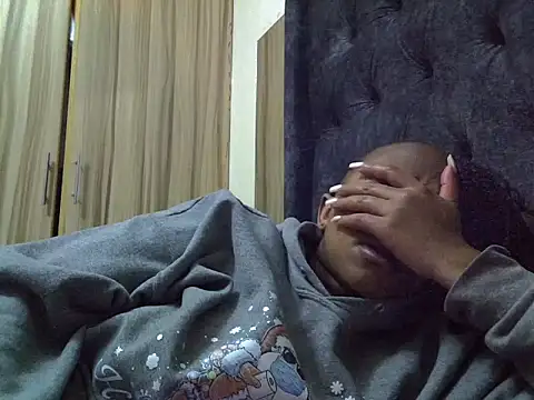 Brown sexy online show from July 8, 10:10 pm