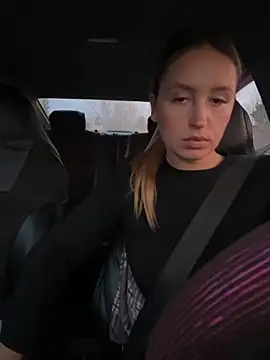 Snapshot of StasyWood chatting on November 1, 1:12 am StasyWood online show from November 1, 1:12 am