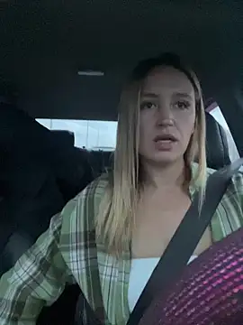 Snapshot of StasyWood chatting on October 30, 1:15 am StasyWood online show from October 30, 1:15 am