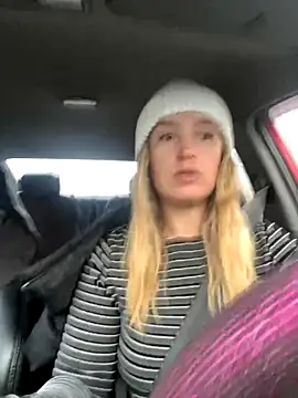 Snapshot of StasyWood chatting on October 26, 1:50 am StasyWood online show from October 26, 1:50 am