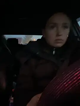 Snapshot of StasyWood chatting on October 31, 1:02 am StasyWood online show from October 31, 1:02 am