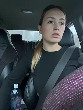 Snapshot of StasyWood chatting on October 23, 1:15 am StasyWood online show from October 23, 1:15 am