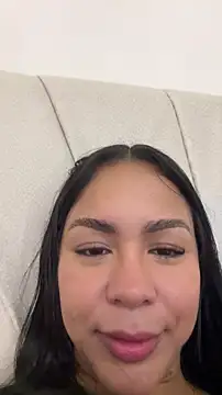 IsabelaVanegas  online show from November 26, 5:35 pm