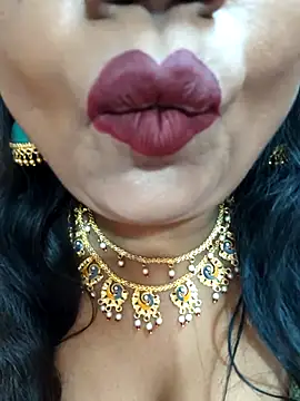 YR-SHIVANI online show from January 31, 7:12 pm