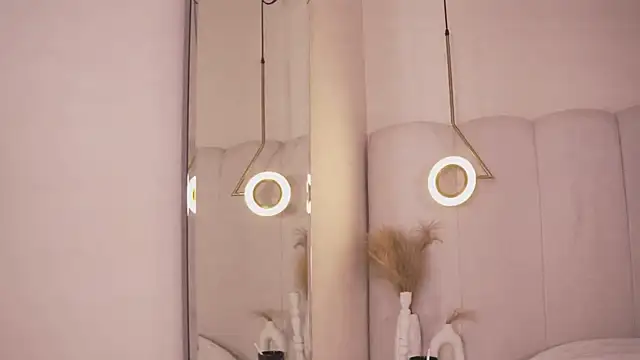 Abby-me online show from April 7, 12:51 pm