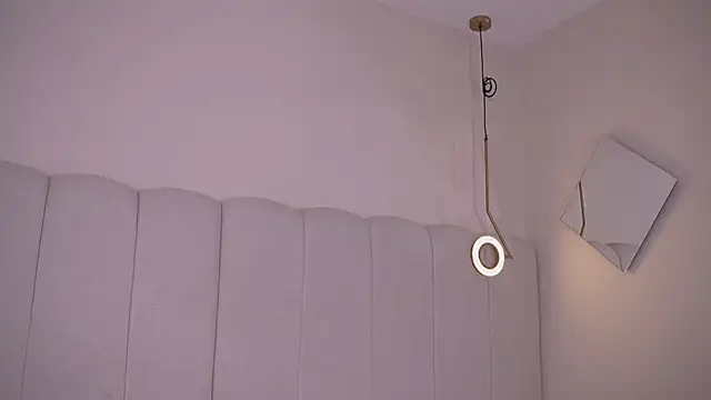 Abby-me online show from November 28, 1:00 pm