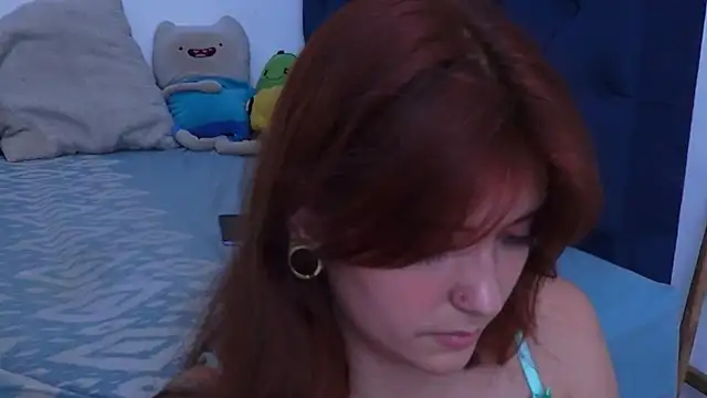 Snapshot of AliciaBasch chatting on October 8, 3:41 am AliciaBasch online show from October 8, 3:41 am