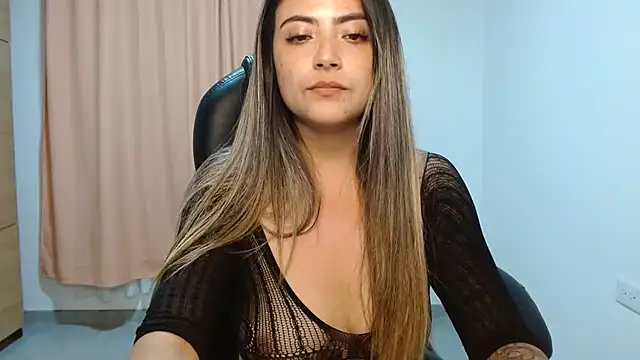 Snapshot of _sweet_rachel chatting on December 18, 3:37 am sweet rachel online show from December 18, 3:37 am