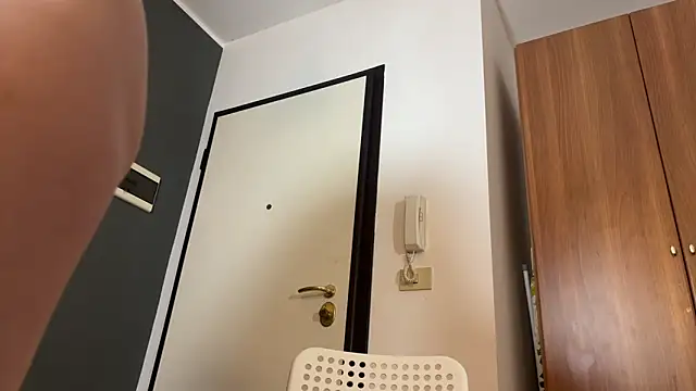 Monicbabe online show from April 14, 9:09 pm