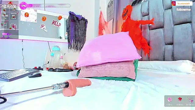 Antonellahorny69 online show from October 18, 6:43 pm