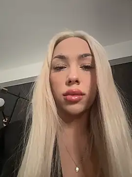 violettabunny03 online show from March 6, 3:01 am