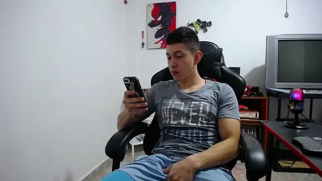 Snapshot of Iam_yourbabyprincess_XD chatting on November 5, 5:49 pm Iam yourbabyprincess XD online show from November 5, 5:49 pm