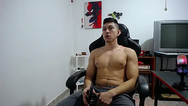 Snapshot of Iam_yourbabyprincess_XD chatting on October 31, 11:11 pm Iam yourbabyprincess XD online show from October 31, 11:11 pm