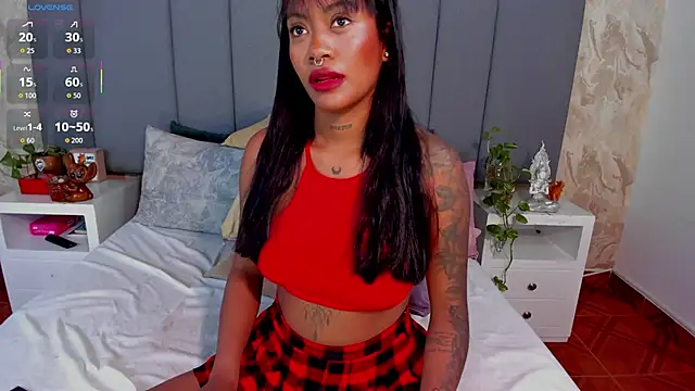 JulianaMiller online show from October 20, 1:07 am