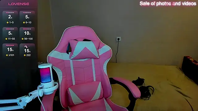 SaraXray online show from September 8, 3:44 pm