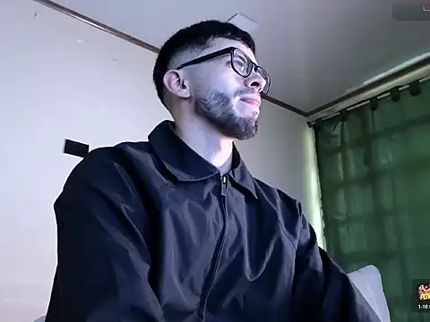 Phantom Bigger1 online show from April 17, 8:55 pm