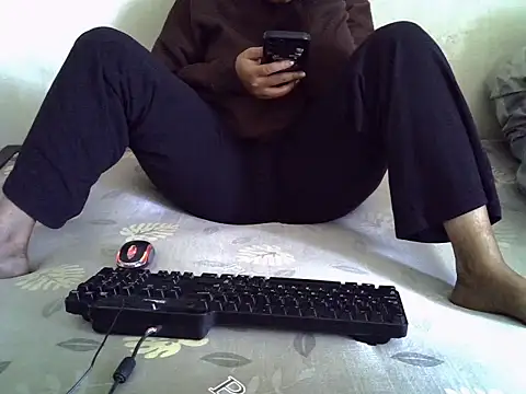 Crystal  Gee online show from January 7, 10:20 am