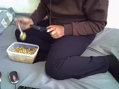 Snapshot of Crystal__Gee chatting on February 26, 7:02 am Crystal  Gee online show from February 26, 7:02 am