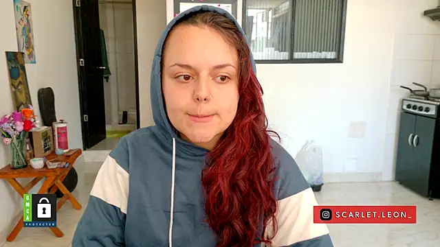 Scarletleon77 online show from April 22, 4:03 pm