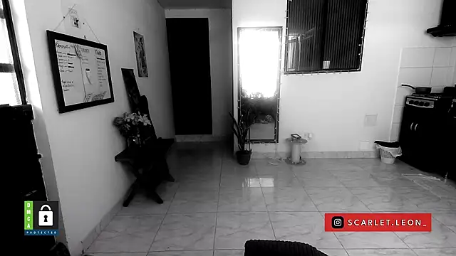 Scarletleon77 online show from February 10, 2:05 pm