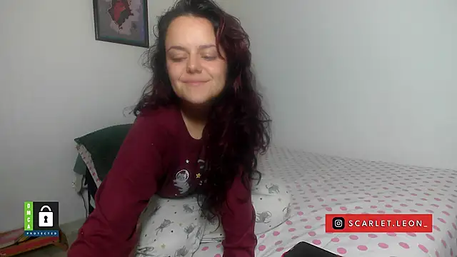 Scarletleon77 online show from March 16, 4:21 pm